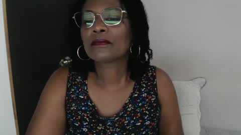 luxa online show from March 5, 2025, 12:55 pm