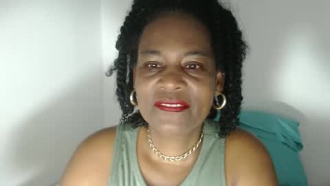 luxa online show from April 13, 2026, 12:21 pm