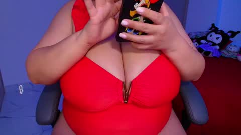 Snapshot of rousrossell_4 chatting on October 18, 2025, 10:54 pm Call me Rous  online show from October 18, 2025, 10:54 pm