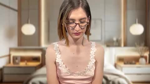 rousse507437 online show from December 16, 2025, 2:27 am