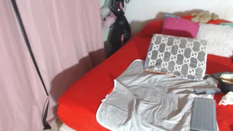 Snapshot of rousse_ellise1 chatting on September 19, 2025, 3:19 am rousse online show from September 19, 2025, 3:19 am