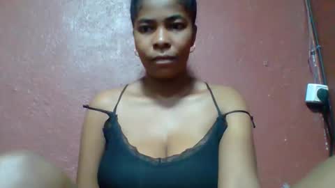 rovaelyah online show from March 3, 2026, 2:39 am