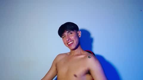 rowanboy23 online show from November 15, 2025, 11:54 pm