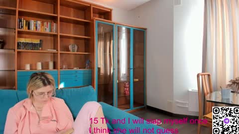 rowenacady online show from March 4, 2025, 9:18 am