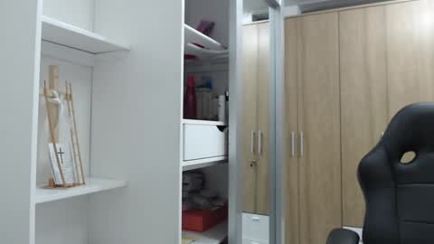 Snapshot of roxanalove7 chatting on January 1, 2025, 11:40 pm Roxana online show from January 1, 2025, 11:40 pm