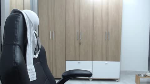 Snapshot of roxanalove7 chatting on January 31, 2025, 1:01 am Roxana online show from January 31, 2025, 1:01 am