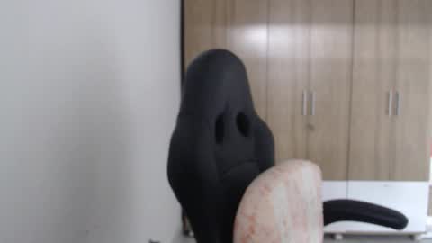 Snapshot of roxanalove7 chatting on October 2, 2025, 8:38 pm Roxana online show from October 2, 2025, 8:38 pm