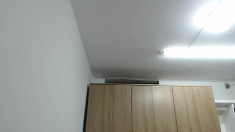 Snapshot of roxanalove7 chatting on October 30, 2025, 3:30 am Roxana online show from October 30, 2025, 3:30 am