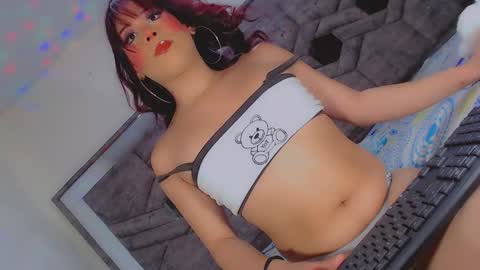 roxanawillts online show from September 26, 2025, 5:00 am