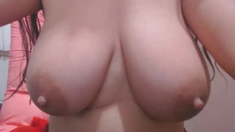 Snapshot of roxanbahottt chatting on December 15, 2025, 11:03 am roxxy online show from December 15, 2025, 11:03 am