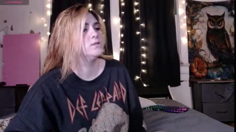 Silver online show from November 28, 2025, 2:14 am