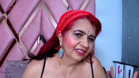 Snapshot of roxettemature chatting on June 21, 2026, 3:31 am RoxetteMature online show from June 21, 2026, 3:31 am