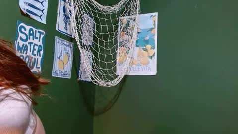 Roxie online show from October 17, 2025, 2:15 am