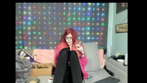 roxihazeleyes online show from February 26, 2025, 4:58 am