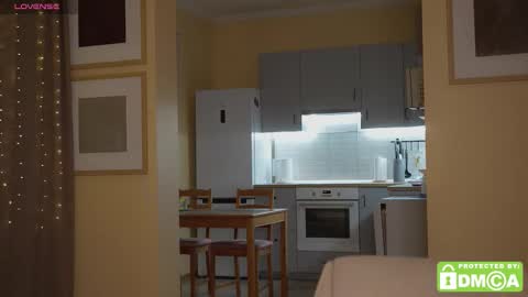 roxxxete online show from November 11, 2025, 4:18 pm