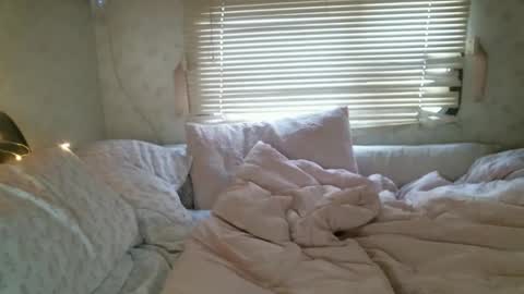 Roxxy Skyy online show from April 30, 2026, 12:28 am