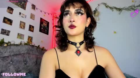 Roxxane online show from February 27, 2025, 2:42 am