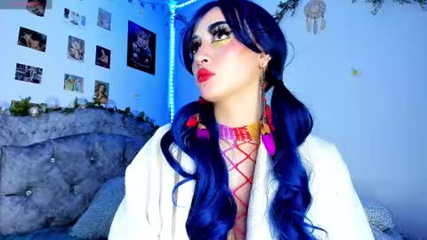 Roxxane online show from March 11, 2025, 7:37 am