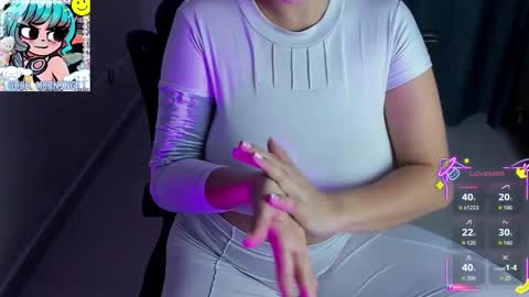 Annah  online show from November 14, 2025, 8:13 am