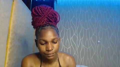 Roxy online show from May 11, 2026, 7:11 pm