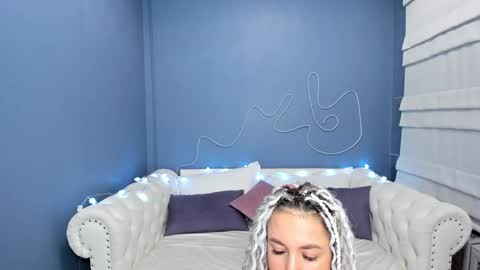 Roxy online show from January 7, 2025, 1:17 am