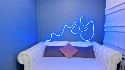 Roxy online show from February 12, 2025, 1:19 am