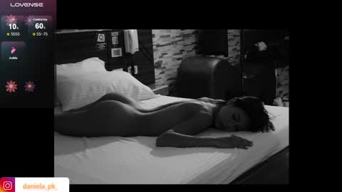 R O X Y  online show from December 14, 2024, 5:36 pm