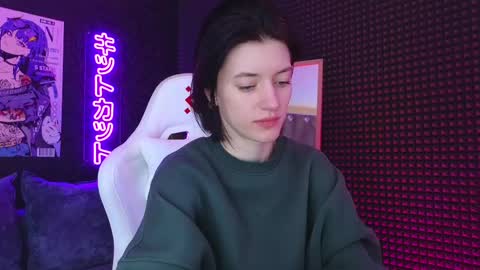 roxy_riot_ online show from March 7, 2025, 1:31 am