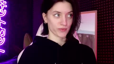 roxy_riot_ online show from March 8, 2025, 1:50 am