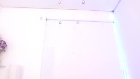 roxy_stone1 online show from November 8, 2025, 7:23 pm