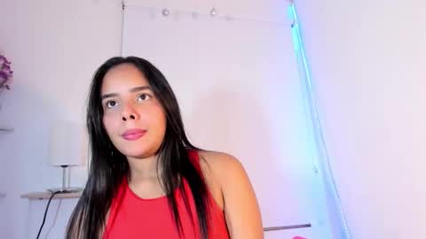 roxy_stone1 online show from December 2, 2025, 7:42 pm