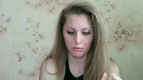 roxyfox18x01 online show from March 30, 2026, 6:36 am