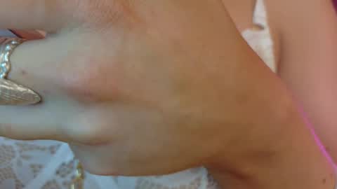 Snapshot of roxynyes chatting on September 26, 2025, 2:04 am Roxy Nyes online show from September 26, 2025, 2:04 am