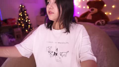 roxysuh online show from December 15, 2024, 9:24 am