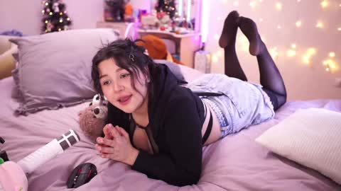 roxysuh online show from December 22, 2024, 6:39 am