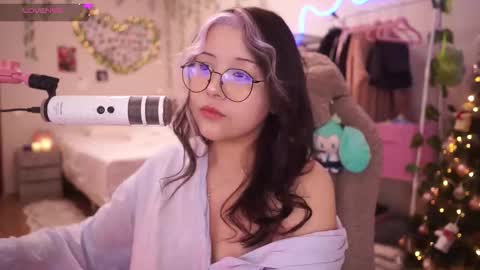 roxysuh online show from December 20, 2025, 5:58 am