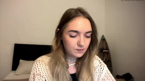 Roxy online show from April 26, 2026, 1:42 pm