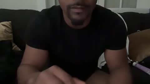 Snapshot of royal_sf chatting on February 11, 2025, 10:18 pm Royal SF online show from February 11, 2025, 10:18 pm