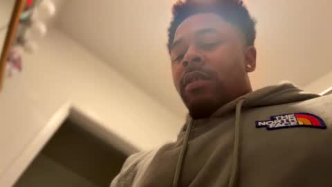 Snapshot of royal_sf chatting on February 22, 2025, 6:41 pm Royal SF online show from February 22, 2025, 6:41 pm