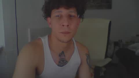 royalpapi12 online show from April 17, 2026, 8:39 am