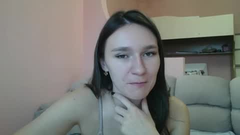 Roza05x online show from October 10, 2025, 8:46 am