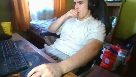 Snapshot of rpaulo25 chatting on February 13, 2025, 10:43 pm rpaulo25 online show from February 13, 2025, 10:43 pm