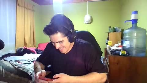 Snapshot of rpaulo25 chatting on January 10, 2026, 2:35 am rpaulo25 online show from January 10, 2026, 2:35 am