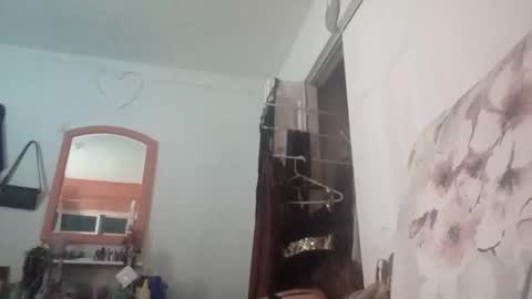 Snapshot of rraineonme chatting on November 12, 2025, 8:04 am rraineonme online show from November 12, 2025, 8:04 am