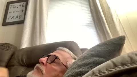 rs006 online show from November 20, 2025, 3:23 pm