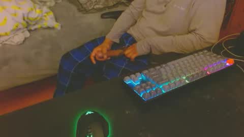 Snapshot of rsanchy32 chatting on October 14, 2025, 10:32 pm rsanchy32 online show from October 14, 2025, 10:32 pm