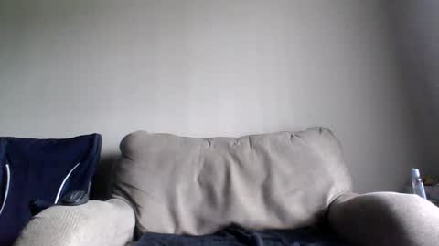 rubbingoneout714 online show from March 28, 2026, 4:28 pm