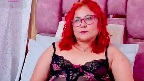 Snapshot of rubiqueens chatting on May 7, 2026, 11:21 pm RubiQueens online show from May 7, 2026, 11:21 pm