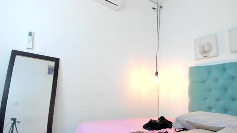 Snapshot of rubiroose chatting on January 14, 2025, 2:08 am Rubii online show from January 14, 2025, 2:08 am