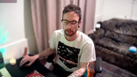 RubitRicky online show from September 18, 2025, 8:38 am